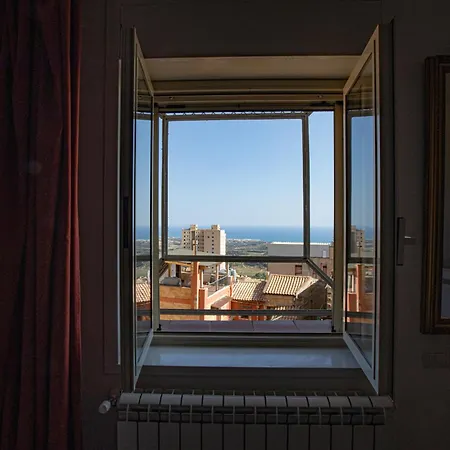 Casuzza Al Duomo With Sea View! Apartamento